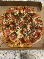 Uncommon Pizza food