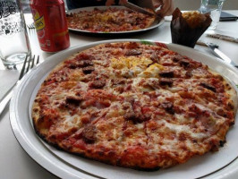Pizza De Nico food