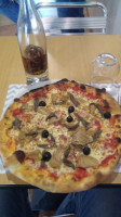 Tourne Pizz' food