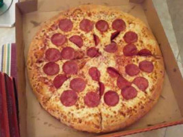 Little Caesars Pizza food