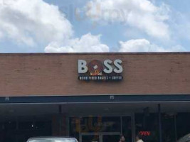 Boss Bagel outside