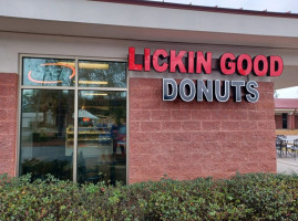 Lickin Good Donuts-gulf Shores food