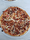 911 Pizza food