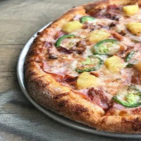 Plank Road Pizza food