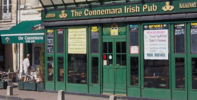 The Connemara Irish Pub inside