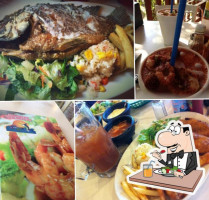 Mariscos Don Arturo food