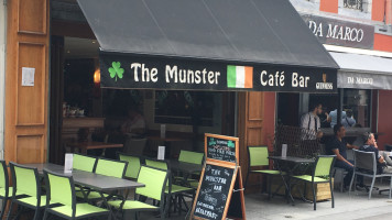 The Munster Bar food
