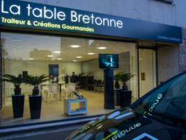 La table Bretonne inside