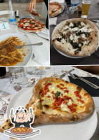 Lo Scugnizzo Partenopeo Pizzeria Trattoria food