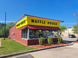 Waffle House outside