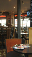 Le Comptoir des Arts inside
