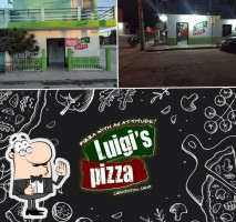 Luigi's Pizza Champotón outside