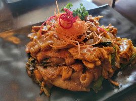 Golden Thai food