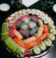 D'sushi food