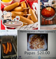 Hamburguesas Y Papas Lujanno's food