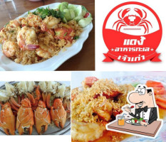 Daeng Seafood food