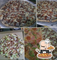 Patito Pizzas food