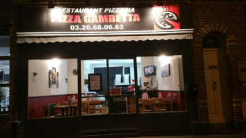 Pizza Gambetta inside