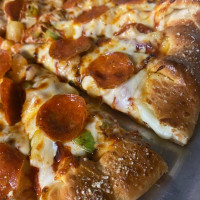 Tumby's Pizza food