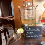 Un Singe en Hiver Comida