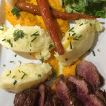 Le Petit St Michel food