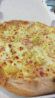 La Cabane à Pizza food