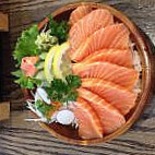 Sushi Cove food