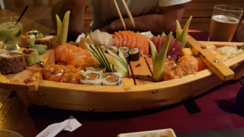 Ryoshi Sushi food