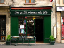 Au Petit Creux du Fauburg inside