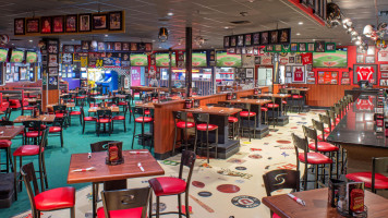 Recovery Sports Grill inside