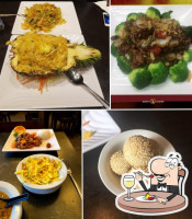 Qing's Cuisine food