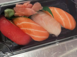 Saveurs Du Sushi food