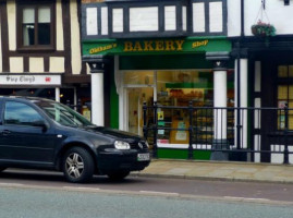 Oldham's Bakery outside