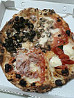 La Pizza Da Gennaro Di Del Buono Maurizio food