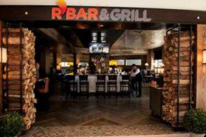 R Bar & Grill Arlington outside