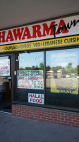 Shawarma Town inside
