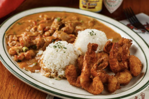 Floyd's Cajun Seafood & Texas Steakhouse food