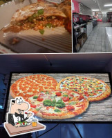 Tito's Pizza Delhi food