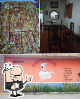 Ruffo's Pizza inside