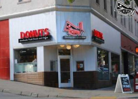 Original House Of Donuts Tacoma inside
