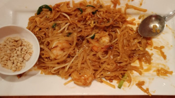 Talay Thai Dartmouth Restaurant food
