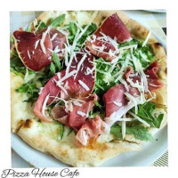 Pizza Hause Cafe food