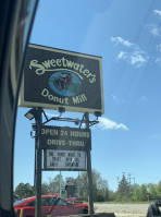 Sweetwater's Donut Mill food