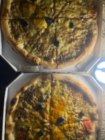 La Pizza Des Roches Bleues food