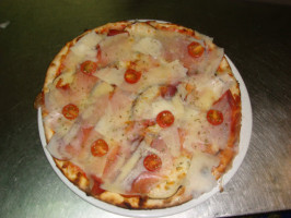 Pizzeria Italiana food