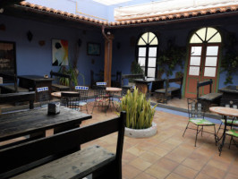 Cafeteria San Miguel inside