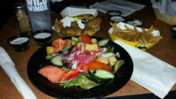 Buffalo Wild Wings food