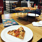 Pizza Hut food