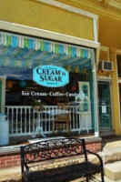 Cream 'n Sugar outside