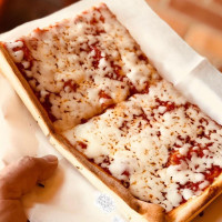 Square Pizza Co food